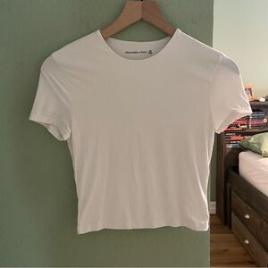 Abercrombie Soft Matte Seamless Baby Tee ~ White ~ Size XS